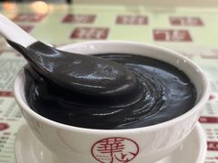 生磨芝麻糊-香港華心糖水鋪(南西总店)