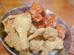 -BHC炸鸡(明洞总店)