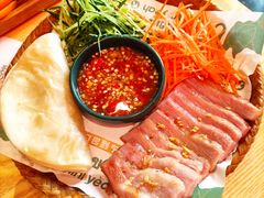 炭烧猪颈肉卷卷拼盘-迷你椰·泰式大排档(虹口店)
