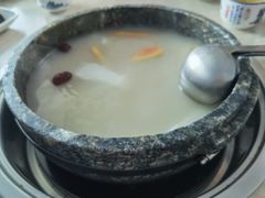 -墨脱石锅椰子鸡•香草鸭•东山羊(大东海店)