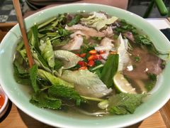 -越弥越南传统美食馆