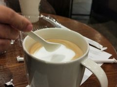 -星巴克臻选(深圳龙华红山天虹店)