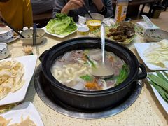 -九寨特色牦牛肉汤锅 羊肉汤锅