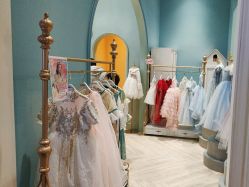 -奈尔宝·儿童乐园·亲子餐厅(华采天地店)