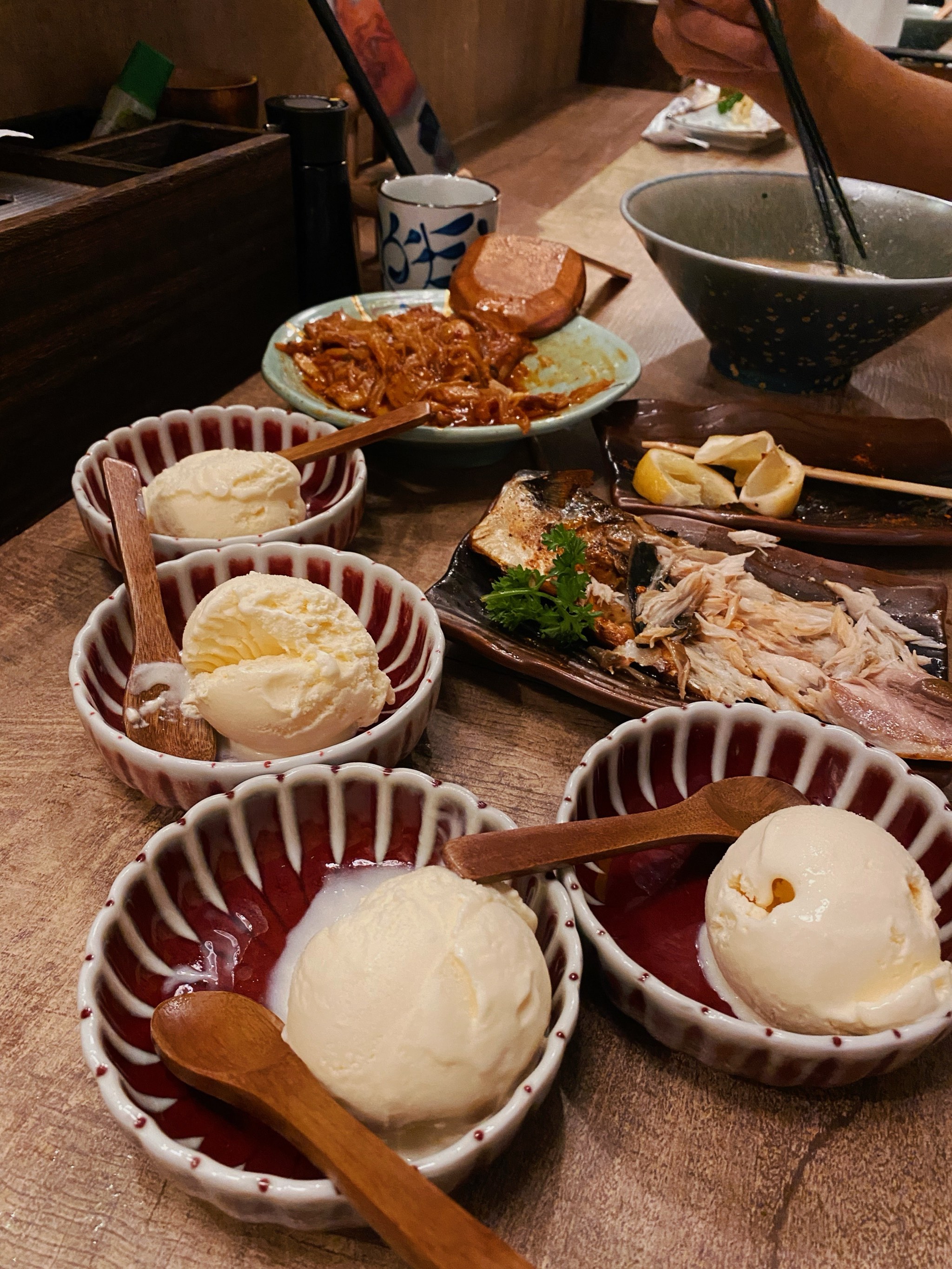 上海天山缤谷广场美食图片