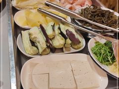 -小火炕铁锅炖鱼