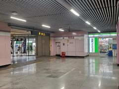 -四川北路(地铁站)