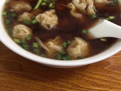 红汤馄饨-吴家馄饨