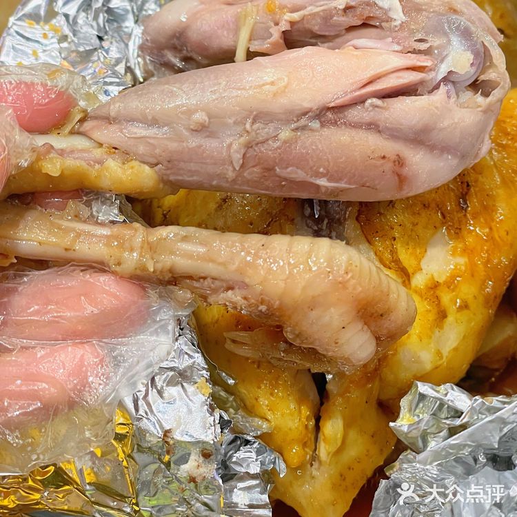 深圳美食😯太会啦！是谁把窑鸡塞进了菠萝包