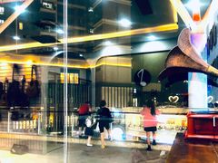 -拾一艺术(壹方天地店)