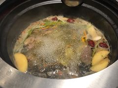 -三不牛腩(宾虹路店)