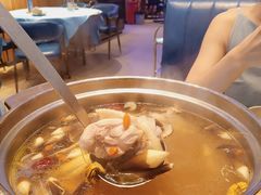 -千岛蚝高压锅生蚝·人参火锅(白云万达店)