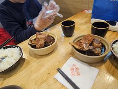 -万和春排骨砂锅米饭(新业广场店)