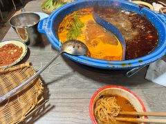 -王歘歘·chuǎ火锅(五道营店)