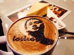 头像拿铁咖啡-为你钟情咖啡馆(春熙路太古里步行街店)