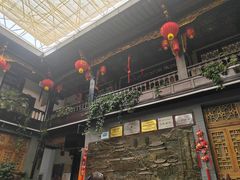-蔼若春.传承三十年云南菜(金碧公园店)