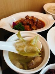 -金鹰国际月子中心(新街口店)