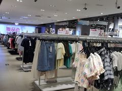 -唯品会(北京国瑞城店)