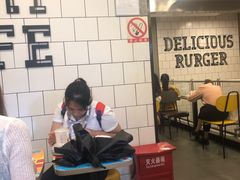 用餐区-麦当劳(文武路店)