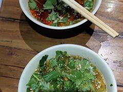 沾料-万记麻辣烫国展总店