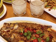 -莲餐厅·湖北菜·潜江小龙虾店(愚园路店)