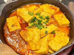 -云海肴·汽锅鸡·云南菜(天山百盛优客店)