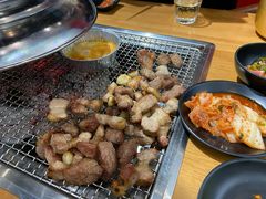 -肉甲韩国木炭烤肉(新壹街1店)