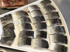 -围炉肉舍•炭烤活鳗•丹东海鲜烤肉(步行街店)