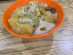 -建国蚵煎蚵面