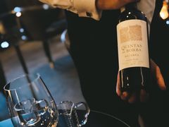 -wineapp葡萄酒餐吧(外滩金融中心店)