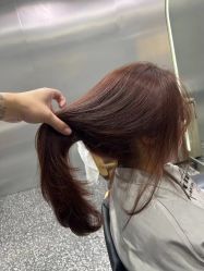 -Tloml salon