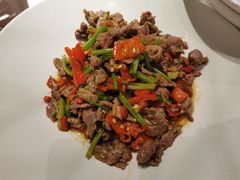 小炒黄牛肉-举炊·寻湘记·新鲜现炒(临平西子国际店)