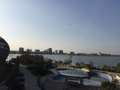 -上海滴水湖皇冠假日酒店