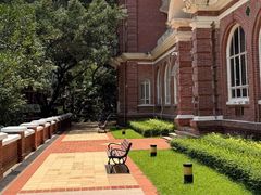 -香港大学