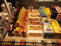 -好利来(新华百货店)