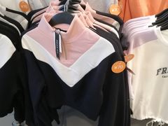 -H&M(鹏欣水游城店)