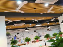 大堂-皖北巫氏三胖地锅鸡(正大店)