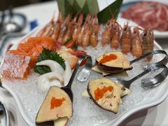-渔舶汇活海鲜·榴莲自助放题(龙华壹方天地店)