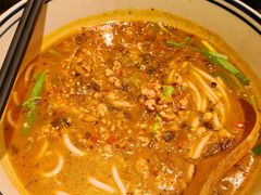 -刀小蛮半只鸡过桥米线(家乐福四元桥店)