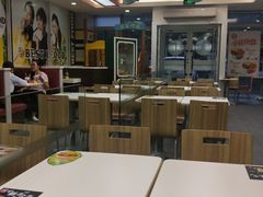 大堂-百富烤霸 烤鸡汉堡(天津路店)