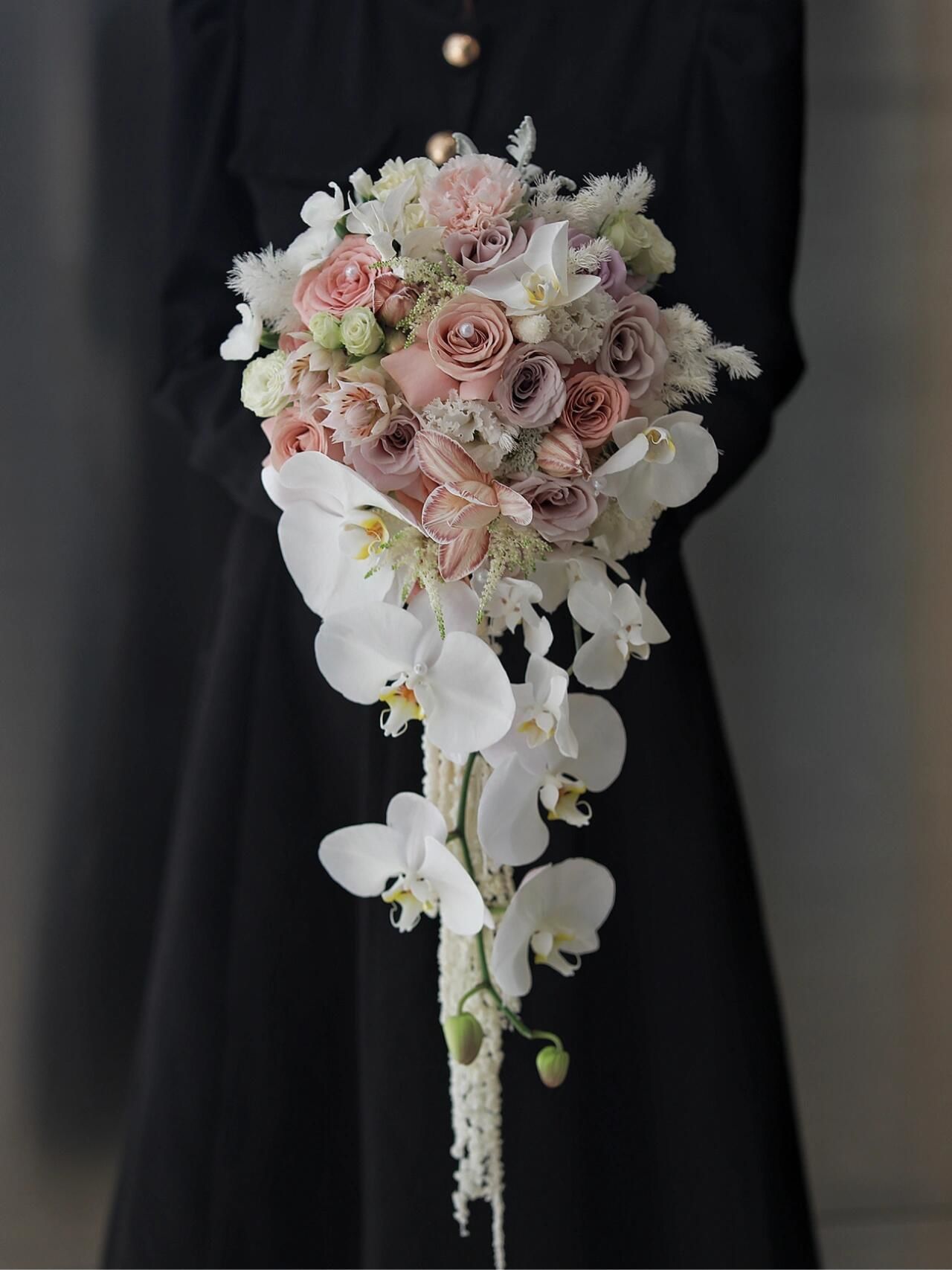 瀑布水滴手捧花#婚礼手捧花#好看的花一定要分享给你#愿鲜花铺满