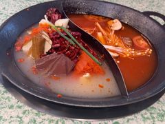 -肖婷姐大铁锅重庆火锅(南湖店)