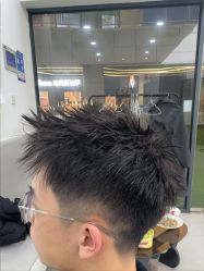 -尤司男士国潮理发馆