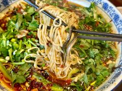 -谢老五跷脚牛肉·非遗传承店