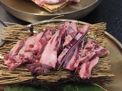 -臻牛烤肉