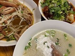 -中和裴氏蹄花(府河路店)