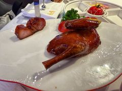 总理脆皮玻璃乳鸽-山泉粤宴(广东大厦店)