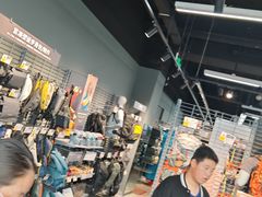 -迪卡侬(徐泾店)