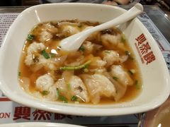 鲜肉馄饨-双燕楼·手工馄饨·汤面小吃(世纪汇店)