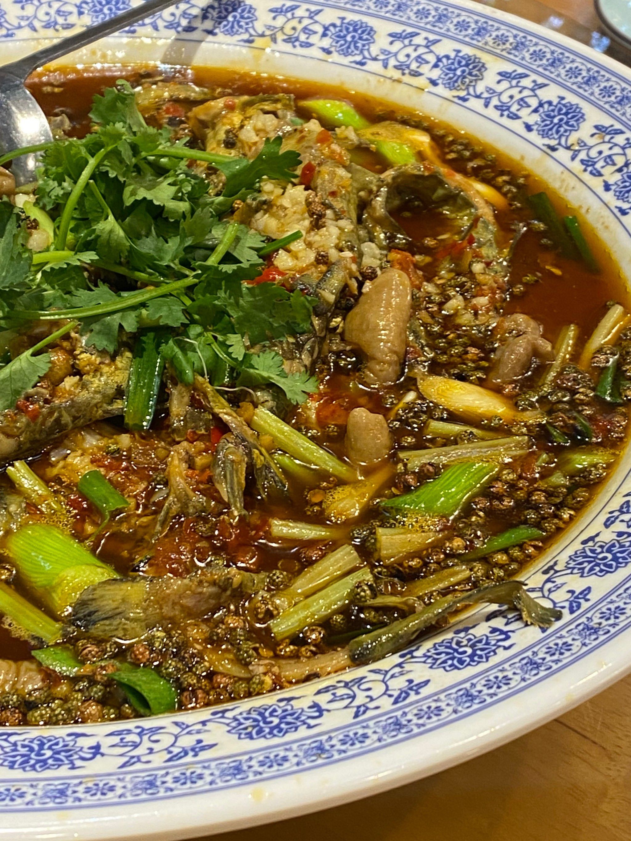 划算美食|人均50吃河鲜,成都人你们太享福了